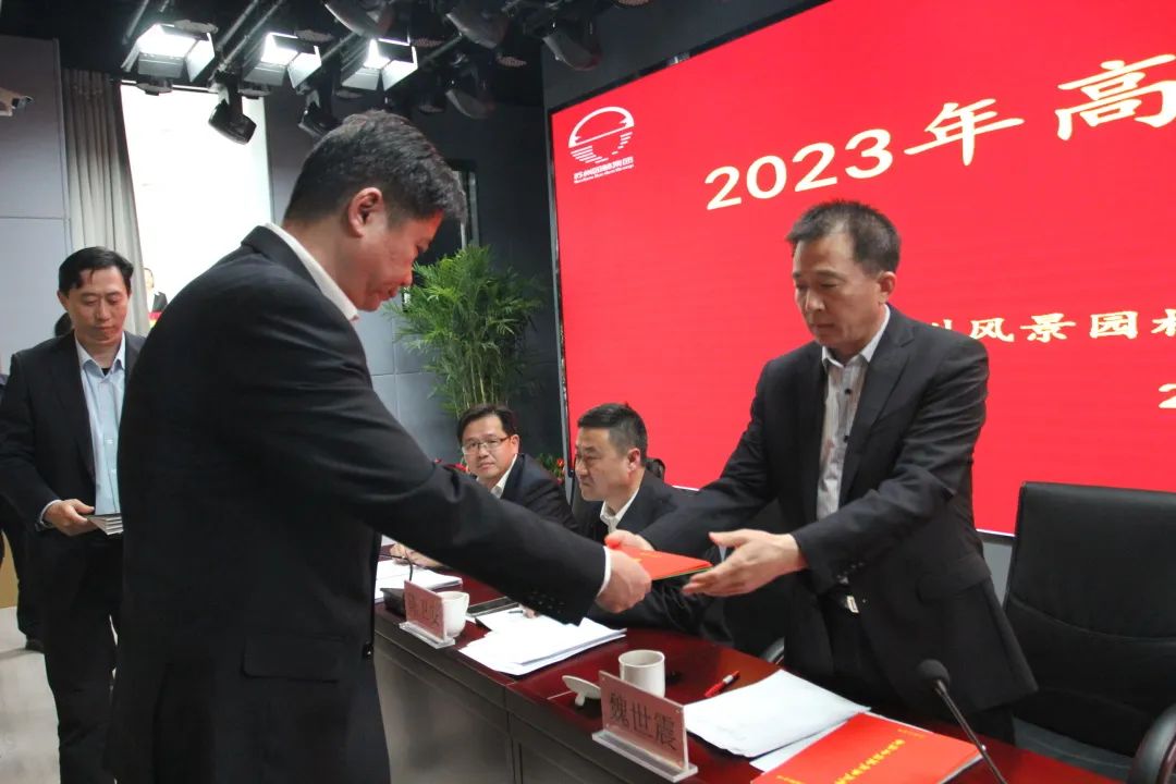 42ac781d4244bcf51c7f58476fbb0db1 9.jpg